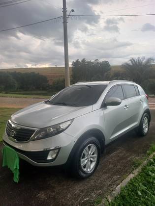 KIA SPORTAGE 2.0 EX 4X2 16V GASOLINA 4P AUTOMÁTICO KIA SPORTAGE 2.0 EX 4X2 16V GASOLINA 4P AUTOMÁTICO
